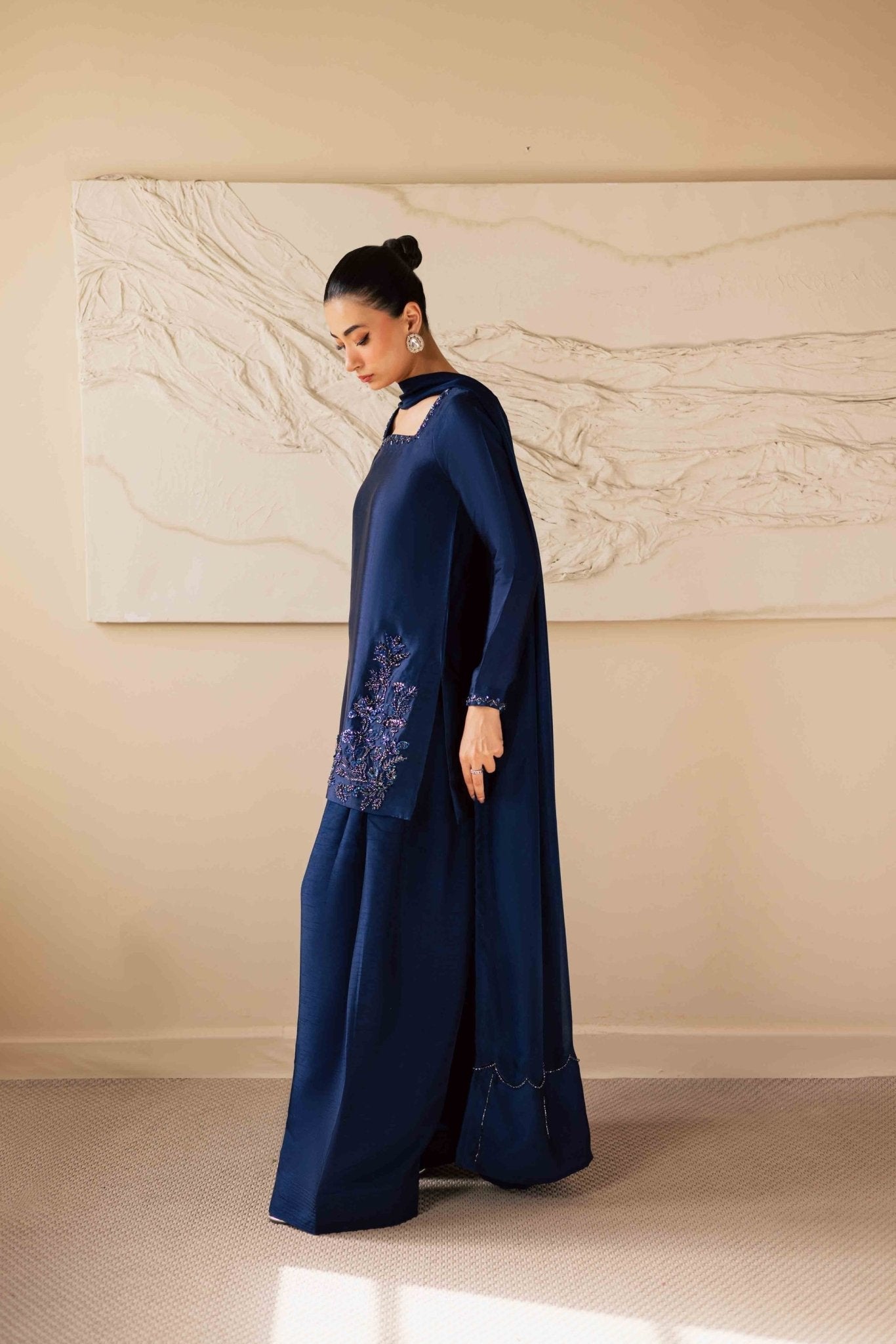 BLUE Dynasty - AishOfficial