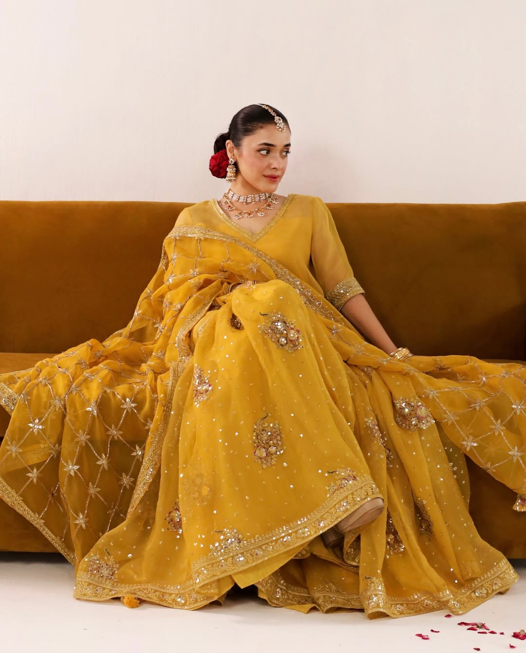 Butter Yellow Outfit - AishOfficial