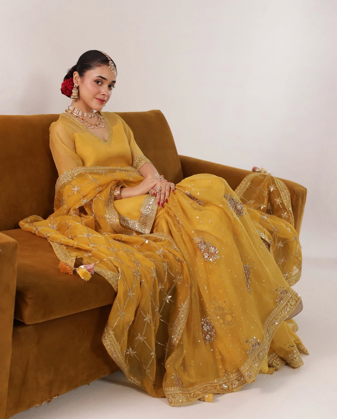 Butter Yellow Outfit - AishOfficial