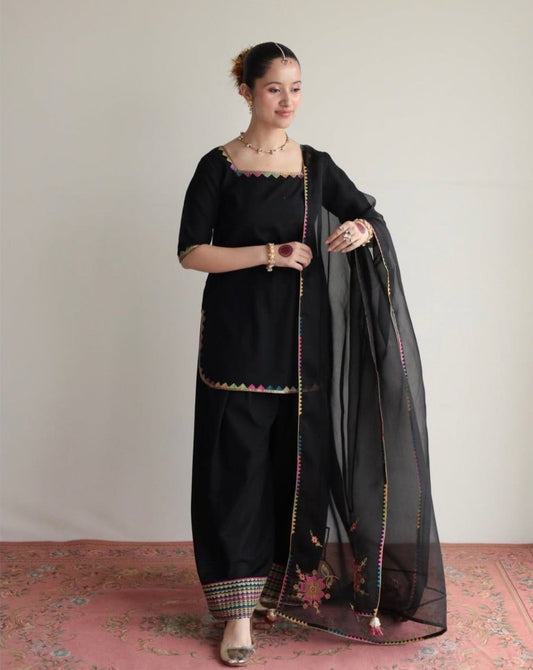 Gul - e - Siyaah - AishOfficial
