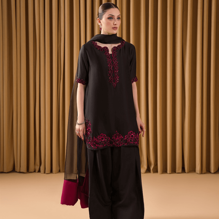 BLACK - Rose - AishOfficial