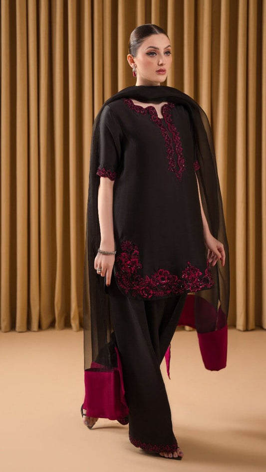 BLACK - Rose - AishOfficial