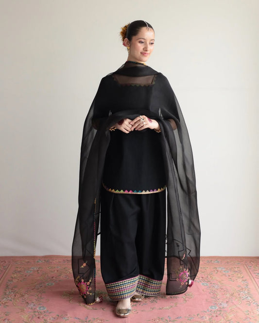 Gul - e - Siyaah - AishOfficial