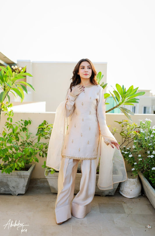 IVORY GOLD - AishOfficial
