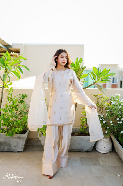 IVORY GOLD - AishOfficial