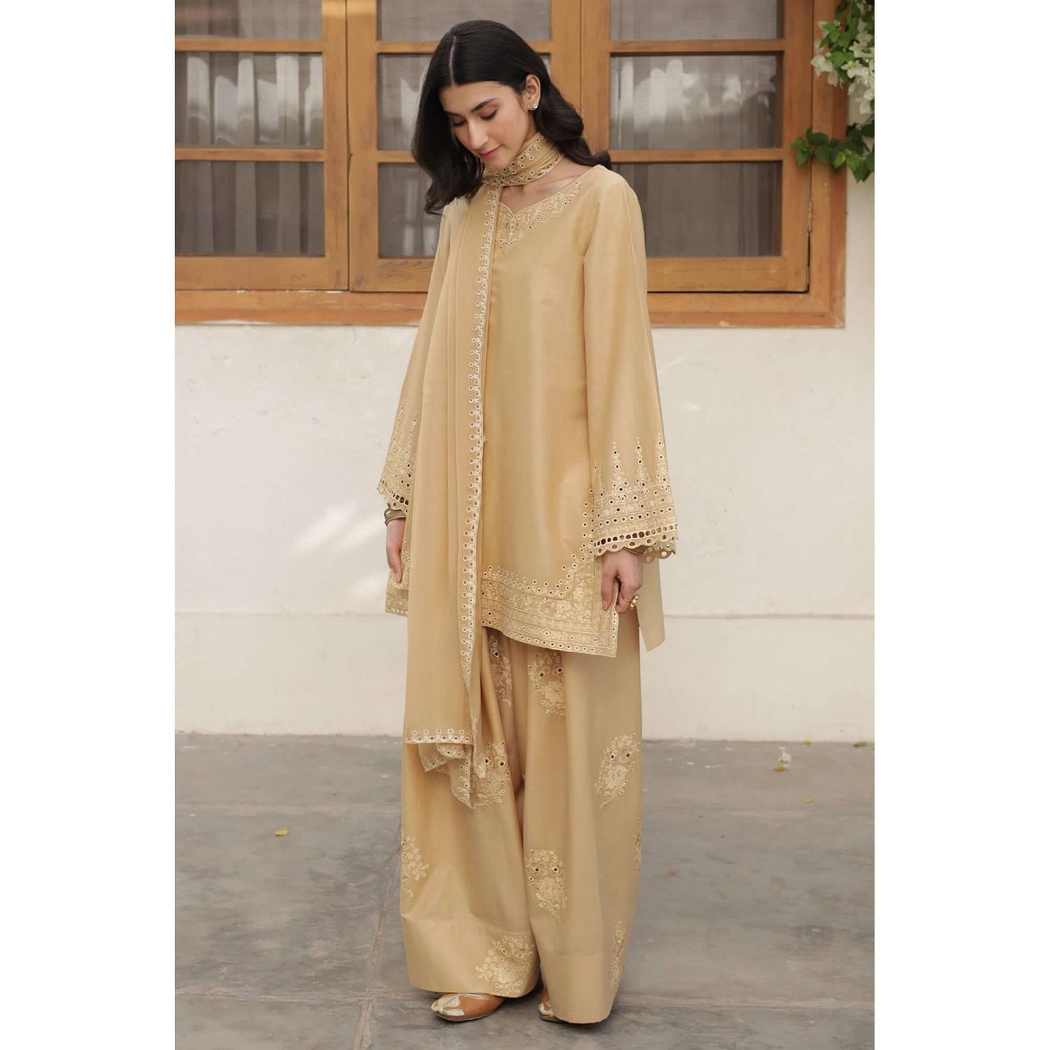 Mirage Dust - AishOfficial