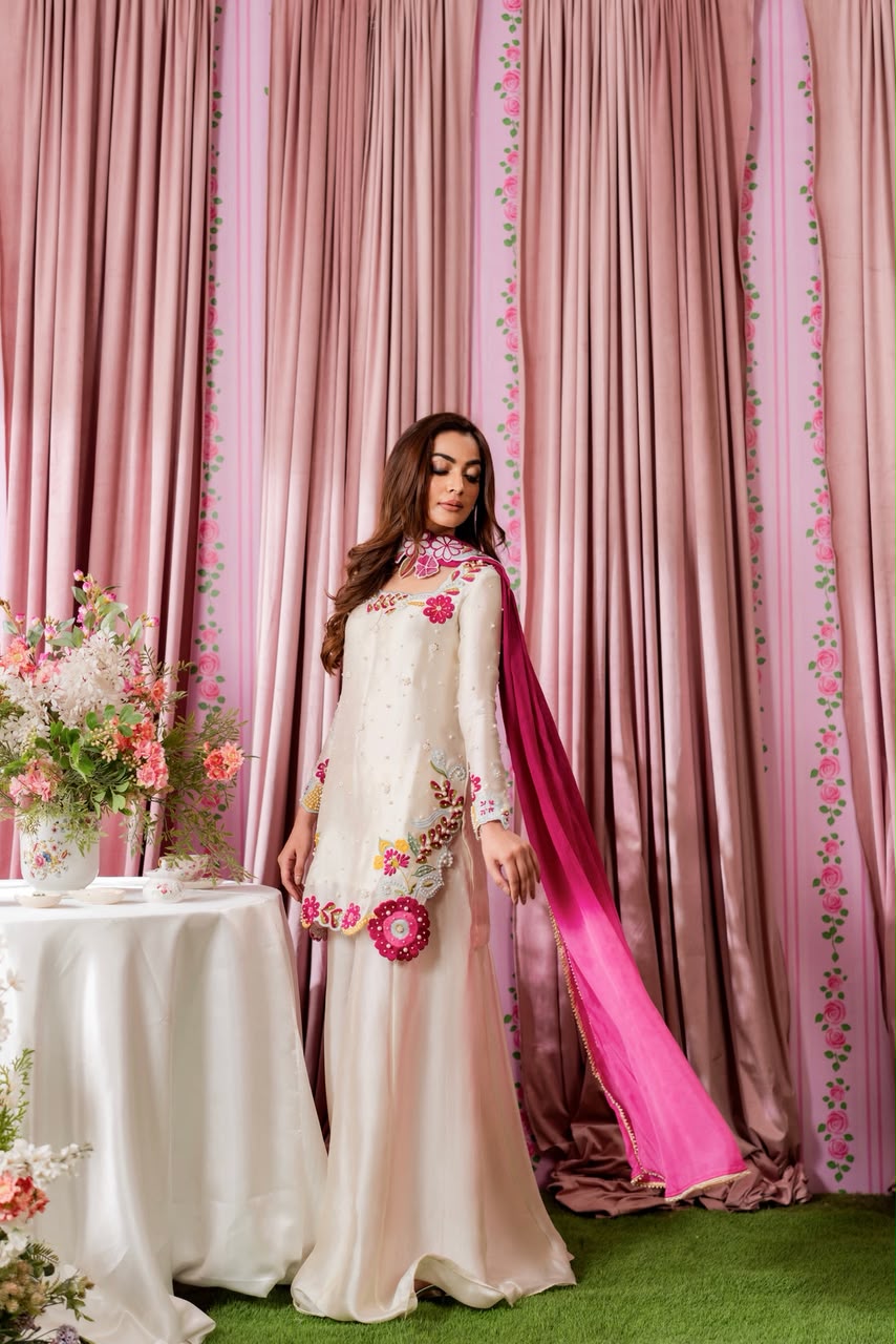 Aish-Rose